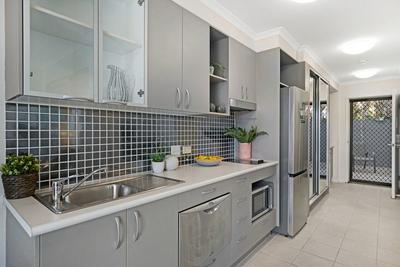 16/2-4 Terranora Road