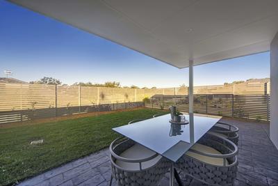 147/62 Island Point Road