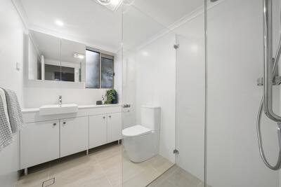 38/2-8 Kitchener Street