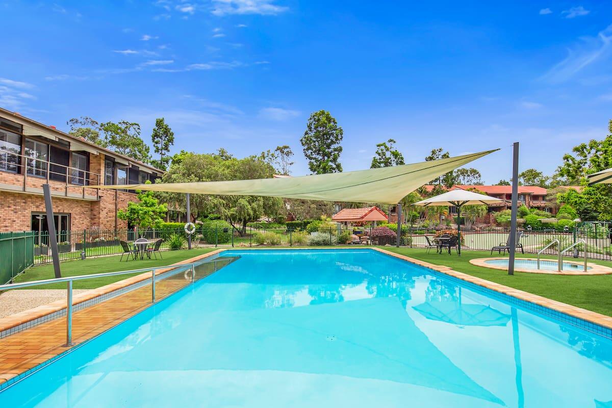 Gallery item image 1