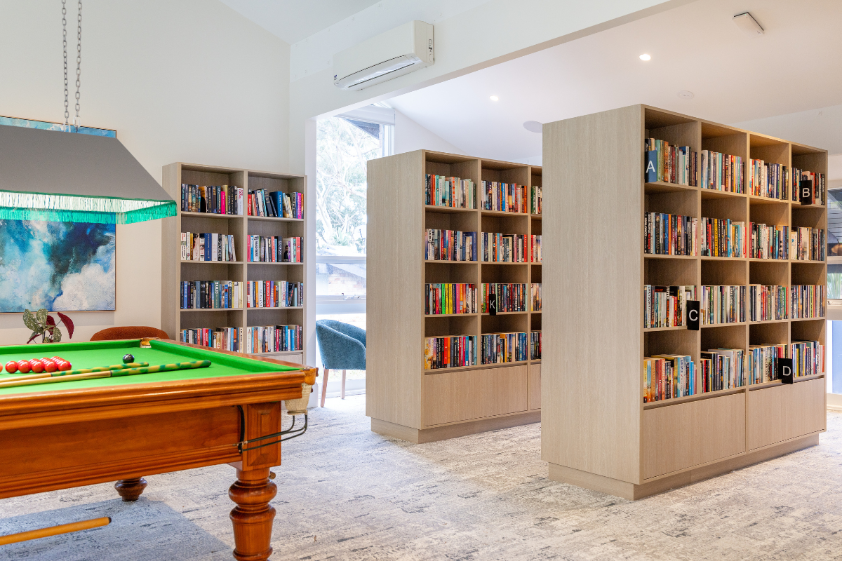 Bayview-Gardens-Billiards-Library5