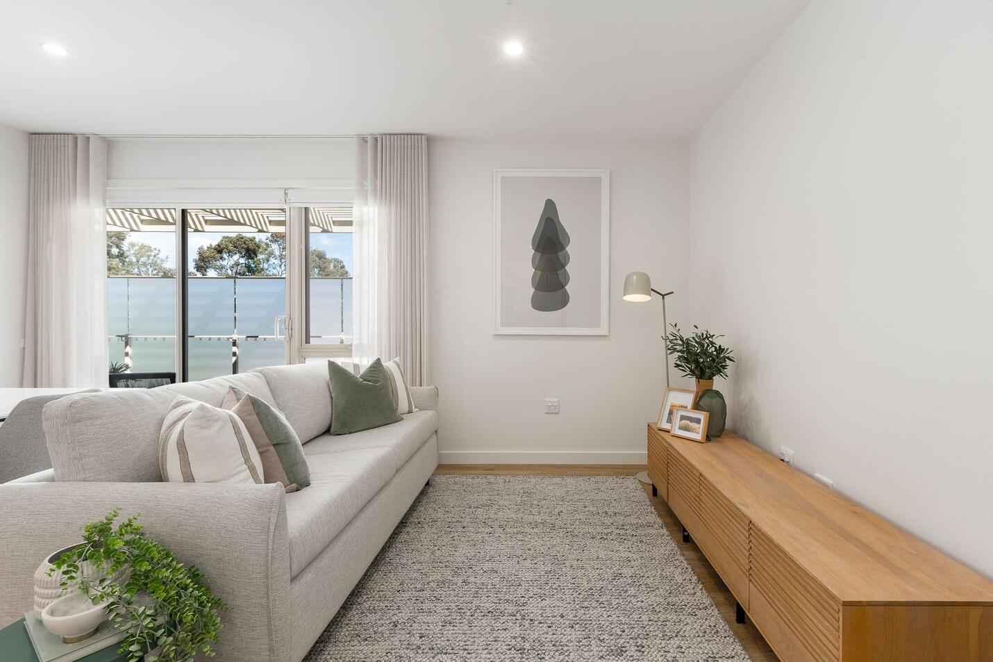 5e8ec73fc0476f141753975f73f1c3b7a332e899