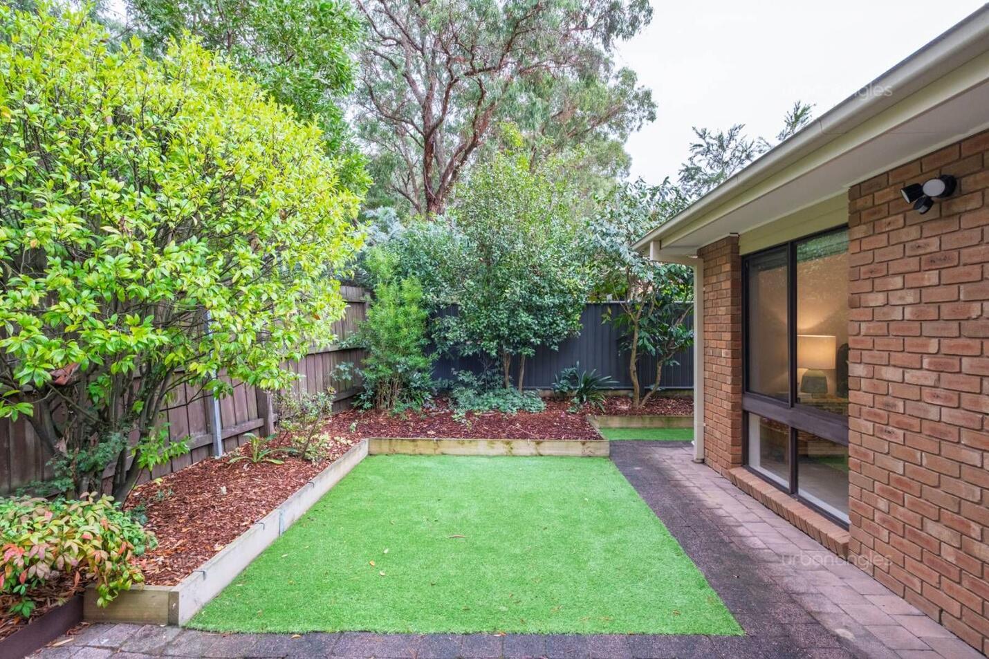 70ae663d874cdd8515a33a3e45ccc6f675456600