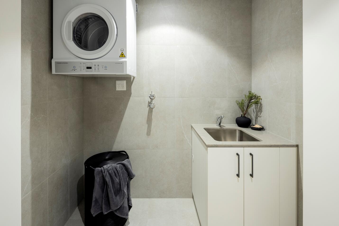 d49109541e7ba5a8e5d5b64786a469c37dafe074