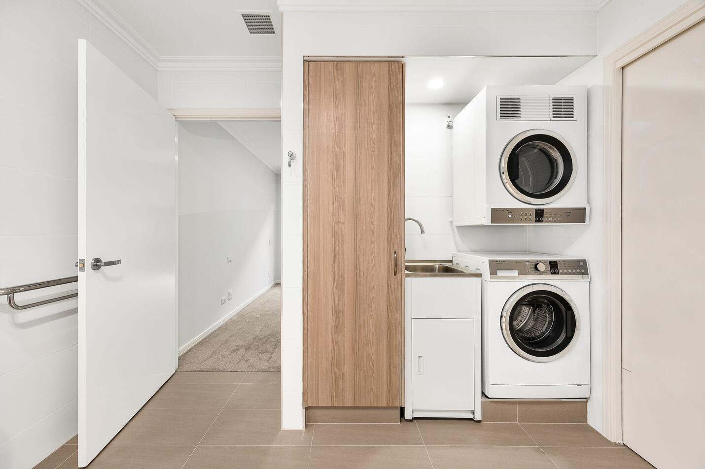 e0c96ba38a579137092af5e6ba295125510a4037